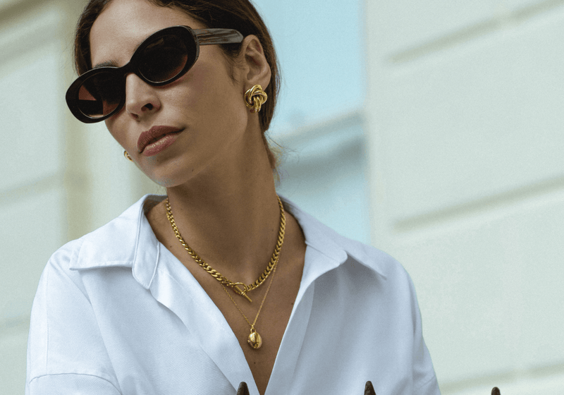T-Bar Necklace Trend: How to Style & Wear It