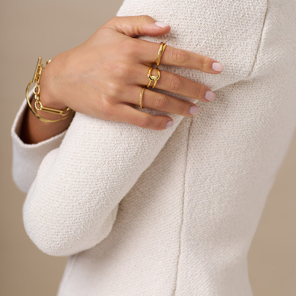Interlocking Rings Clean & Textured Interlocking Rings - Gold Orelia Jewellery