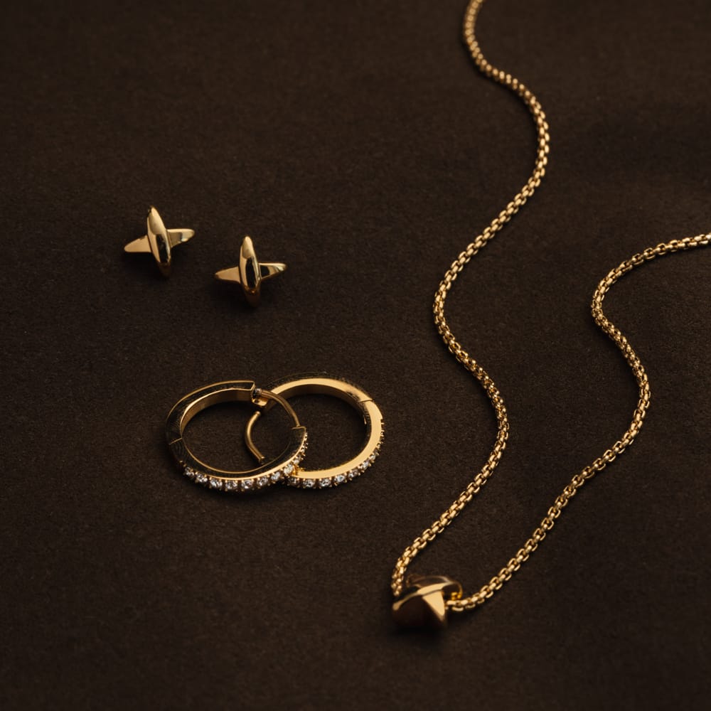 Short Necklace LUXE Polished Cross Chain Necklace Orelia Jewellery
