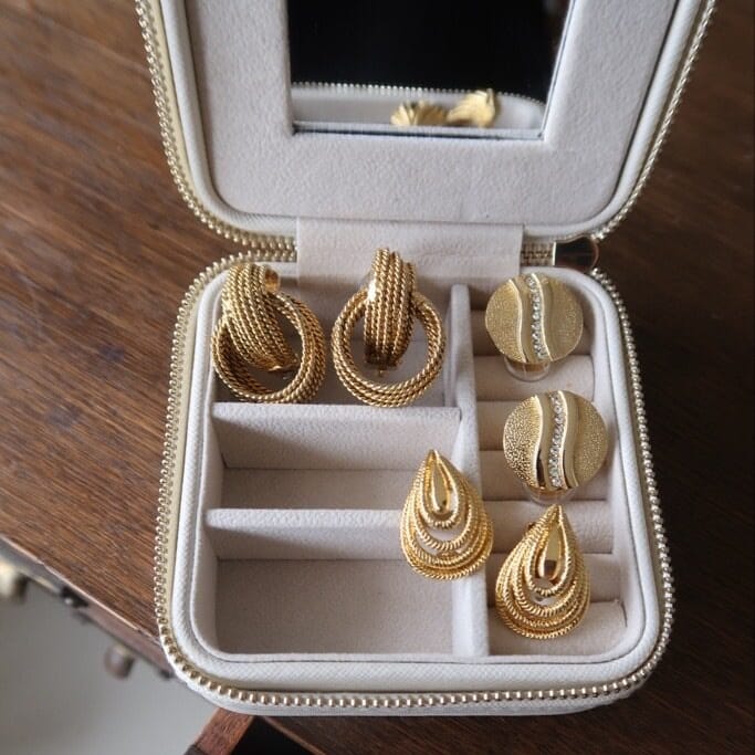 Vintage Clip-on earrings