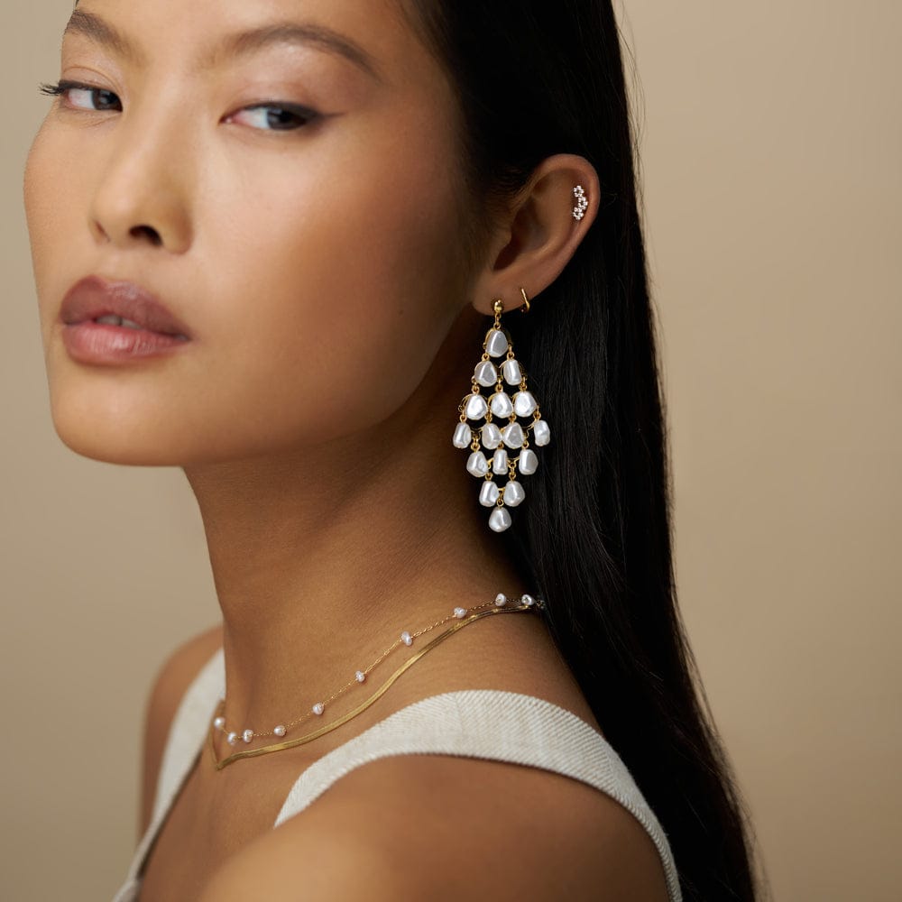 Statement Earring ONE Statement Pearl Chandelier Drop Earrings Orelia Jewellery